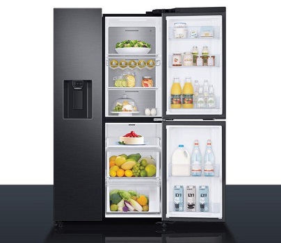 Ngăn tủ lạnh được sắp xếp khoa học giúp tủ trở nên tiện lợi hơn.