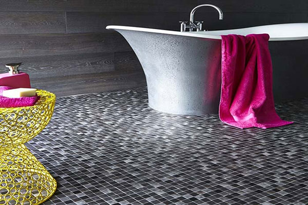 Chọn gạch mosaic để lát phòng tắm tạo cho không gian sử dụng vẻ đẹp sang trọng, tinh tế.